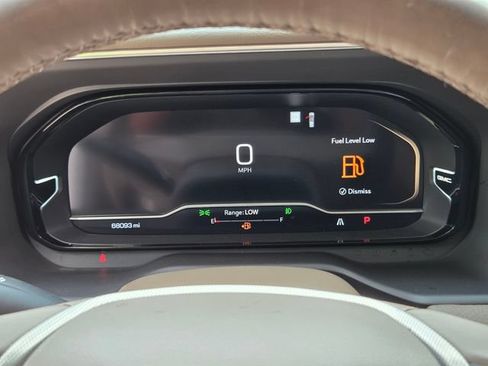 Used 2022 GMC Yukon Denali RWD image 22