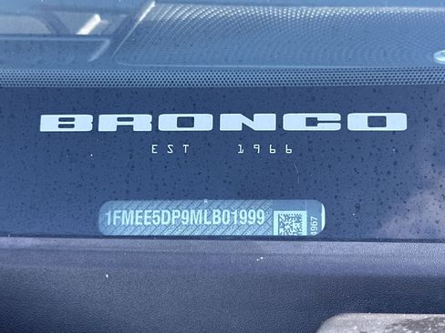Used 2021 Ford Bronco Wildtrak AWD/4WD image 25