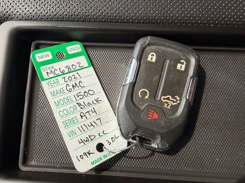 Used 2021 GMC Sierra 1500 AT4 w/ AT4 Premium Package AWD/4WD image 50