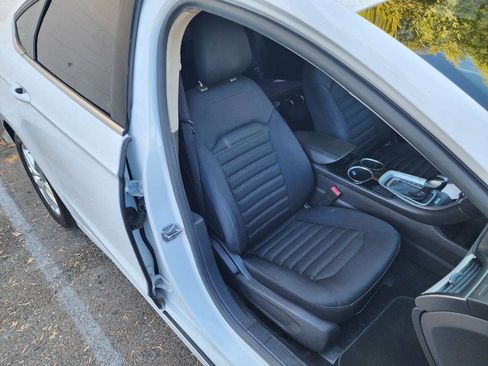 Used 2013 Ford Fusion SE image 13