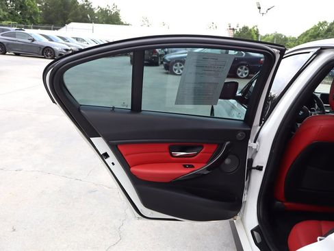 Used 2015 BMW 328i xDrive Sedan AWD/4WD image 35