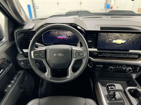 New 2026 Chevrolet Silverado 1500 LT Trail Boss w/ LT Trail Boss Premium Package AWD/4WD image 6