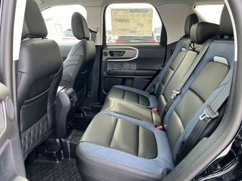 New 2025 Ford Bronco Sport Outer Banks w/ Sasquatch Outer Banks Package AWD/4WD image 5