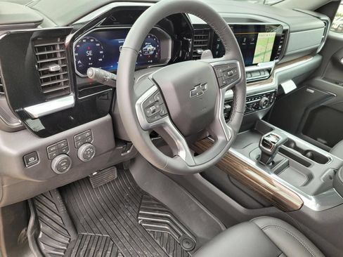 New 2026 Chevrolet Silverado 1500 LT Trail Boss w/ LT Trail Boss Premium Package AWD/4WD image 16