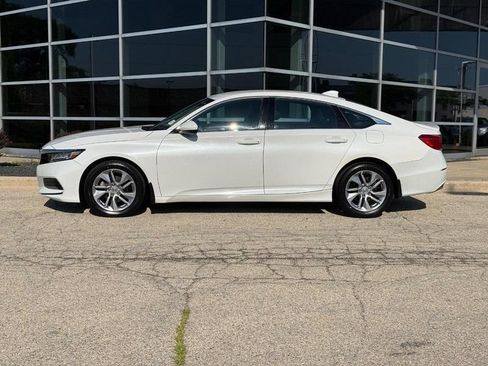 Used 2019 Honda Accord LX image 6