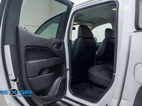 Used 2021 Chevrolet Colorado ZR2 w/ Colorado ZR2 Bison Edition image 23