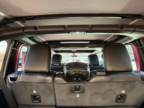 Used 2022 Jeep Wrangler Unlimited Rubicon w/ Xtreme Recon 35" Tire Package image 37