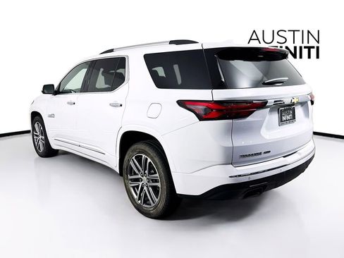 Used 2022 Chevrolet Traverse High Country image 5
