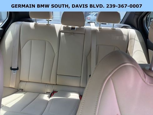 Used 2021 BMW 330i Sedan w/ Convenience Package image 17