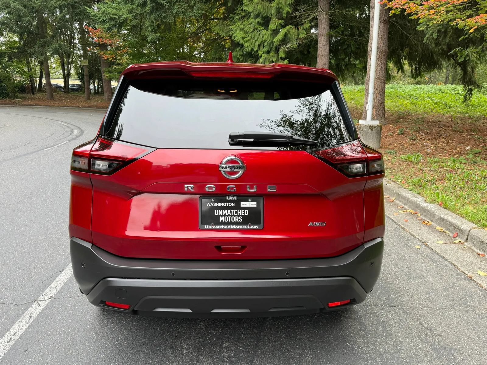 Used 2021 Nissan Rogue S AWD/4WD image 7