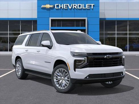 New 2026 Chevrolet Suburban RST image 7