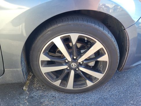 Used 2018 Nissan Altima 2.5 SR image 7