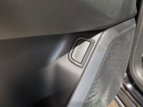 New 2026 Chevrolet Equinox LT w/ Convenience Package II image 20