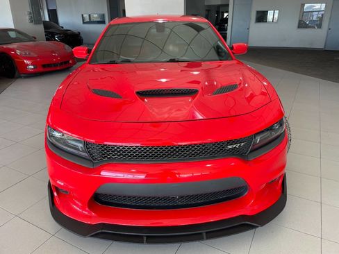 Used 2016 Dodge Charger SRT Hellcat w/ Harman/Kardon Audio Group image 2