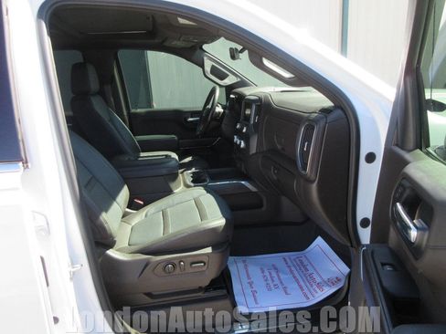Used 2021 GMC Sierra 1500 Denali w/ Denali Ultimate Package AWD/4WD image 16