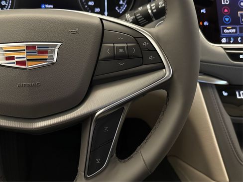 New 2026 Cadillac XT5 Premium Luxury FWD image 28