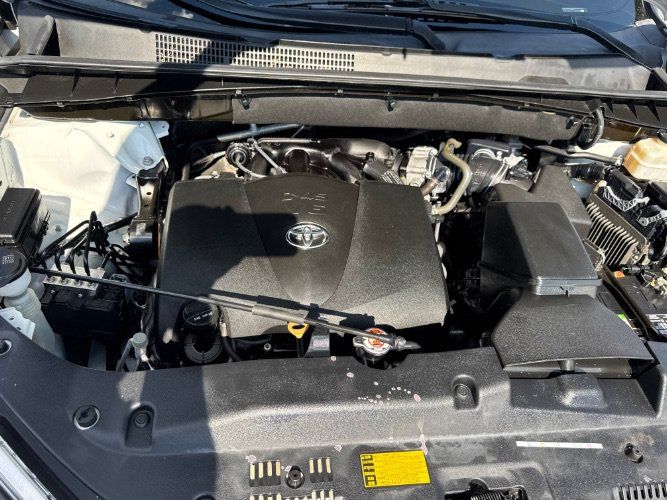 Used 2018 Toyota Highlander XLE FWD image 9