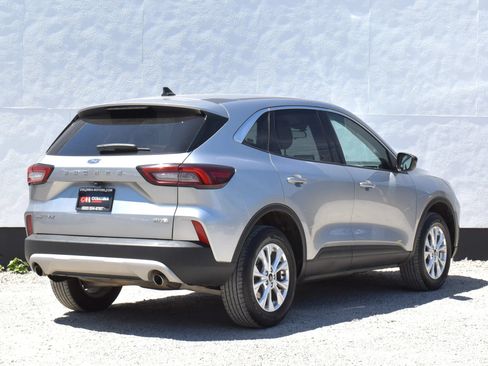 Used 2023 Ford Escape Active AWD/4WD image 43