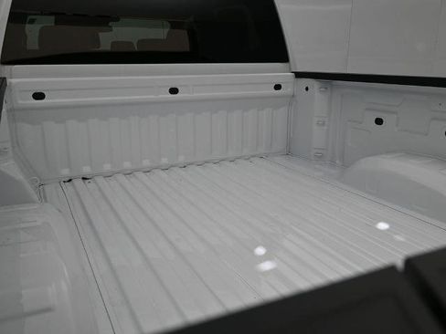 New 2026 GMC Sierra 2500 SLE image 11