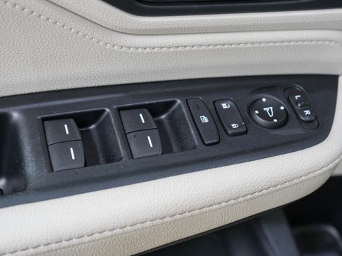 Used 2025 Honda Odyssey EX-L image 21