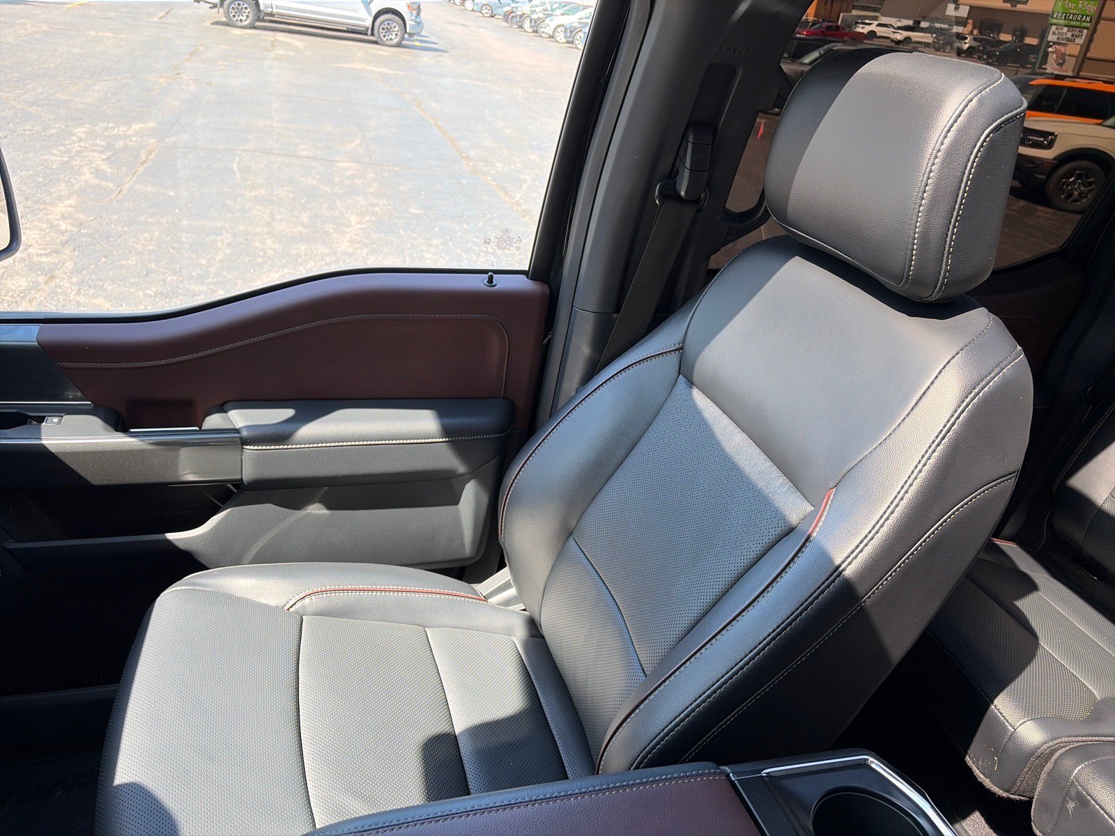 Used 2023 Ford F150 Lariat w/ Equipment Group 502A High AWD/4WD image 18
