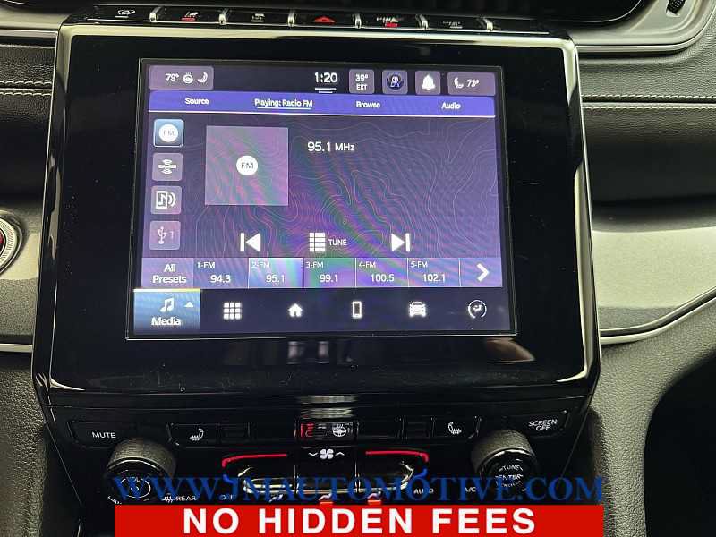 Used 2023 Jeep Grand Cherokee Altitude AWD/4WD image 23