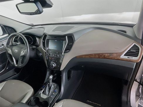 Used 2017 Hyundai Santa Fe Limited FWD image 34