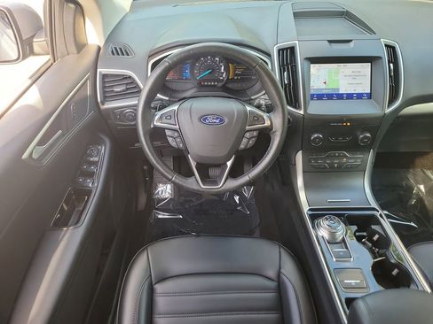 Used 2020 Ford Edge SEL w/ Convenience Package AWD/4WD image 18