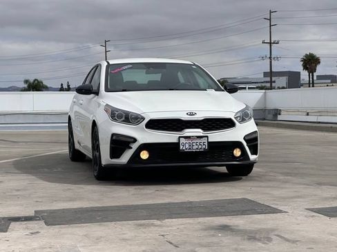 Used 2020 Kia Forte LXS FWD image 4