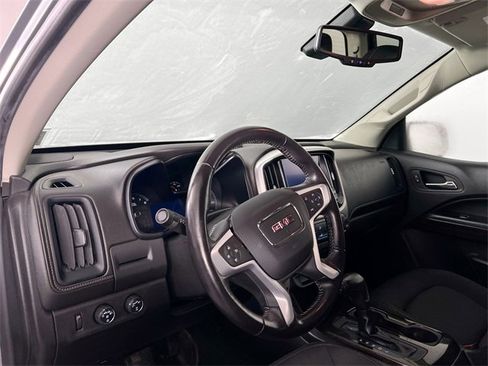 Used 2018 GMC Canyon SLE w/ SLE Convenience Package image 10