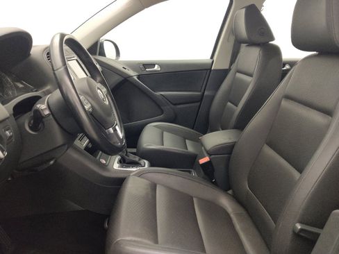 Used 2017 Volkswagen Tiguan S AWD/4WD image 17
