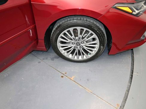 Used 2021 Toyota Avalon Limited w/ Advanced Safety Package AWD/4WD image 10