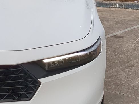 Used 2024 Honda Accord EX image 10