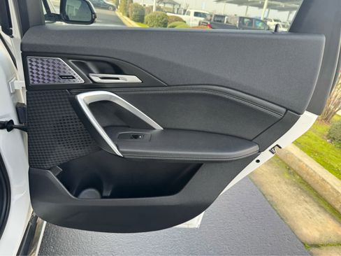 Used 2023 BMW X1 xDrive28i w/ Premium Package image 21