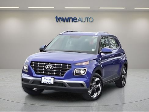 Used 2023 Hyundai Venue Limited w/ Cargo Package FWD image 10