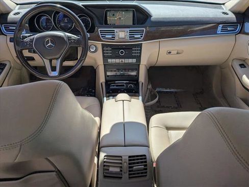 Used 2016 Mercedes-Benz E 350 Sedan image 16