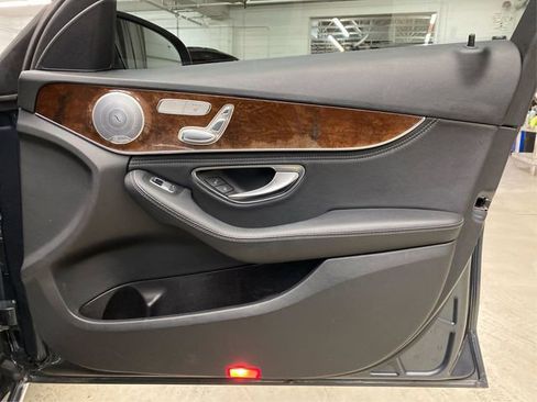 Used 2015 Mercedes-Benz C 300 4MATIC Sedan image 27