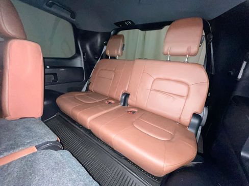 Used 2021 Toyota Land Cruiser image 24