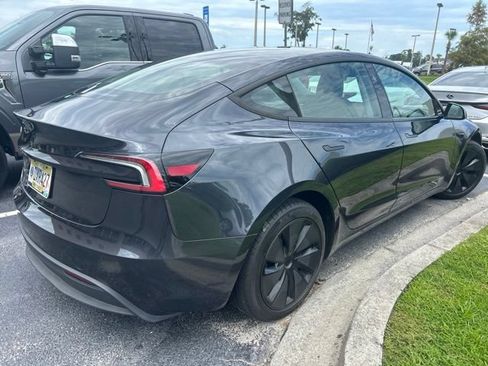 Used 2024 Tesla Model 3 Standard Range RWD image 5