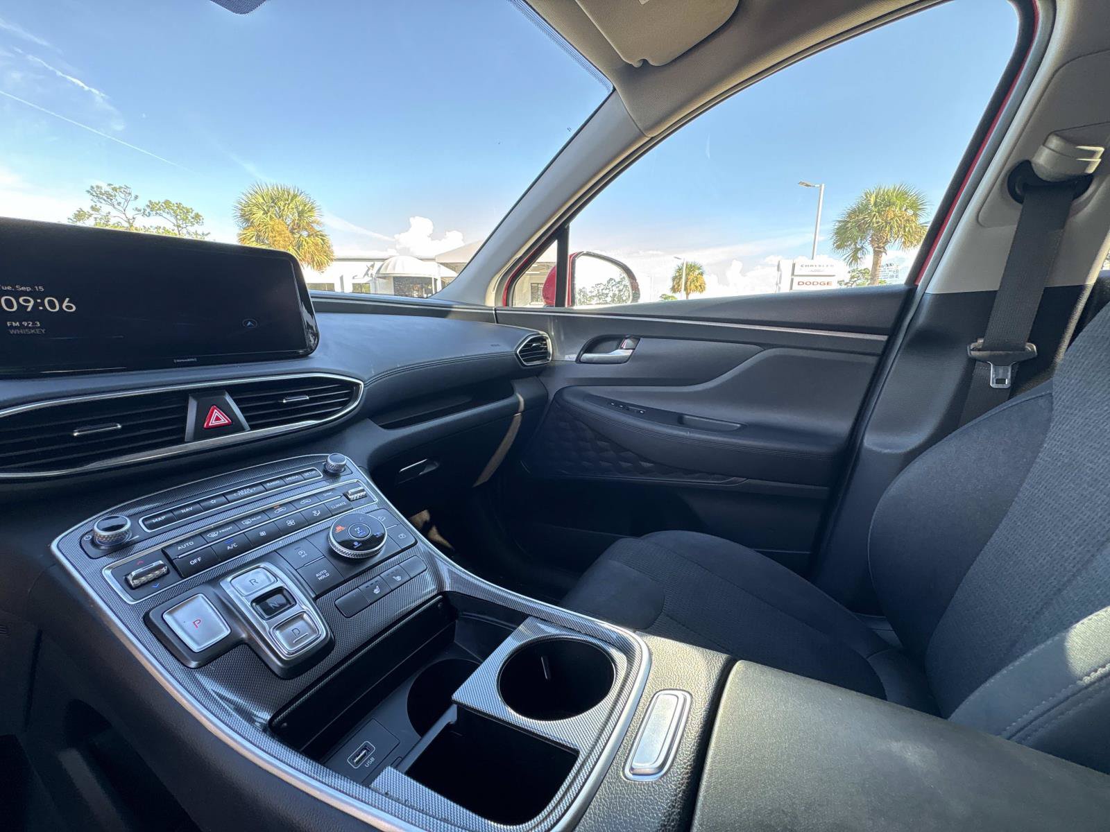 Used 2023 Hyundai Santa Fe SEL AWD/4WD image 25
