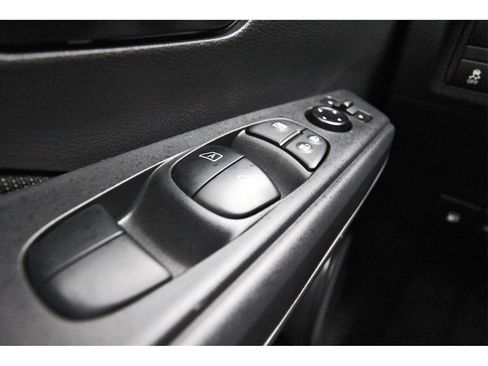 Used 2025 Nissan Kicks Play S image 21