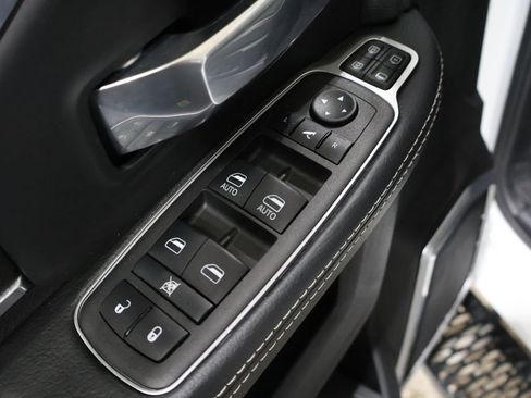 Used 2024 RAM 2500 Laramie w/ Chrome Bumper Package image 16