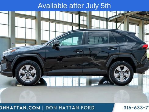 Used 2024 Toyota RAV4 XLE FWD image 2