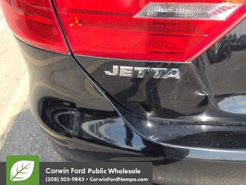 Used 2014 Volkswagen Jetta SE FWD image 16