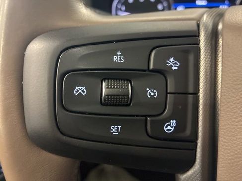 Used 2021 GMC Yukon Denali w/ Denali Premium Package image 17