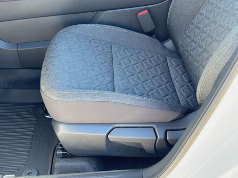 New 2026 Nissan Kicks SV w/ Cold Weather Package FWD image 14