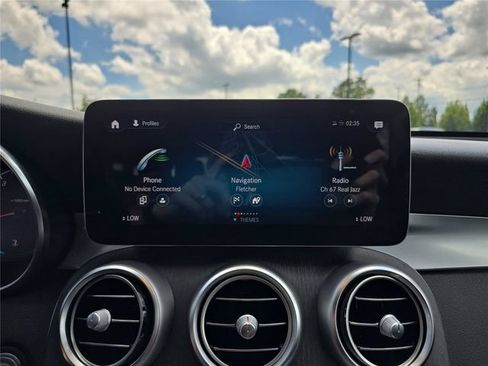 Used 2021 Mercedes-Benz GLC 300 4MATIC Coupe image 28