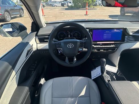 New 2026 Toyota Camry XLE AWD/4WD image 11