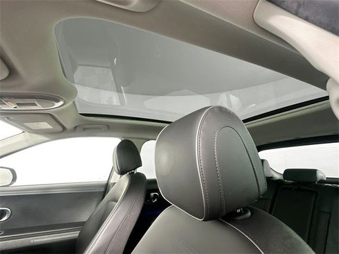 Used 2022 Hyundai Ioniq 5 Limited w/ Cargo Package image 19