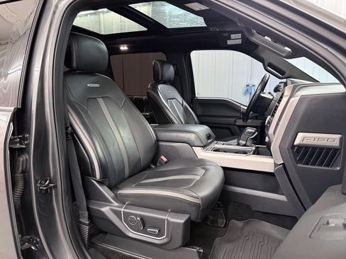 Used 2018 Ford F150 Platinum w/ Equipment Group 701A Luxury AWD/4WD image 41